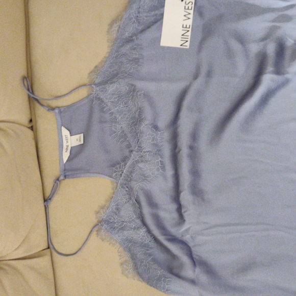 Nine West Blue Camisole, Size Medium, Brand New with Tag - Picture 4 of 5